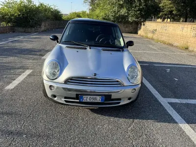 Usata Mini Cooper Seven 116 CV (85 kW) 2006 Grigio Utilitaria