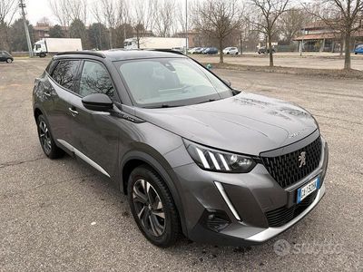 Usata Peugeot 2008 GT-line 131 CV (96 kW) 2020 Grigio SUV