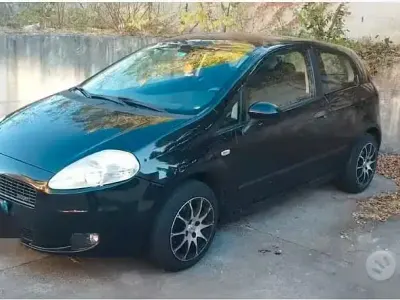 Usata Fiat Grande Punto 75 CV (55 kW) 2007 Nero Utilitaria