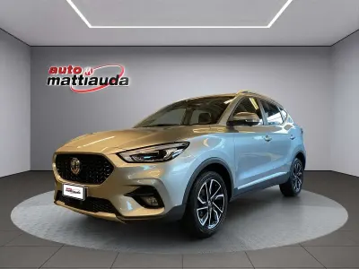 Usata MG ZS Luxury 106 CV (77 kW) 2024 Grigio SUV