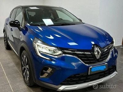 Usata Renault Captur Life 91 CV (66 kW) 2024 Blu SUV