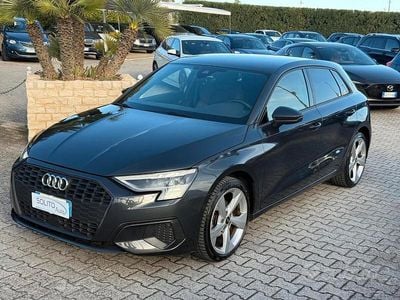 Usata Audi A3 S-Line 150 CV (110 kW) 2022 Grigio Berlina