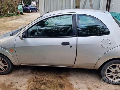 Usata Ford Ka 2002 Grigio Utilitaria