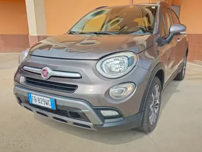 Usata Fiat 500X Cross Plus 140 CV (102 kW) 2016 Marrone SUV