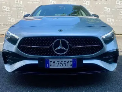 Usata Mercedes A180 AMG Line Premium 136 CV (100 kW) 2023 Argento Berlina