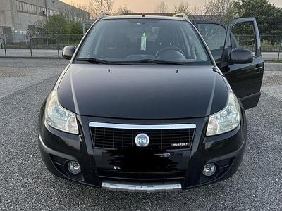 Usata Fiat Sedici Dynamic 120 CV (88 kW) 2007 Nero SUV