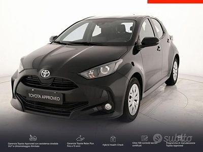 Usata Toyota Yaris Active 72 CV (52 kW) 2022 Black met Utilitaria