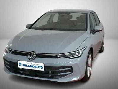 Gebraucht VW Golf VIII Life 115 PS (84 kW) 2024 Grau Kleinwagen