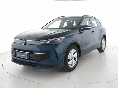 Usata VW Tiguan Life 150 CV (110 kW) 2025 Nightshade blue metallizzato SUV