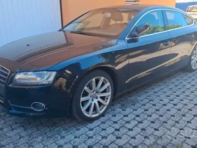 Usata Audi A5 143 CV (105 kW) 2011 Bluazzurro Coupé