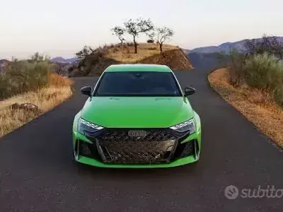 Nuova Audi RS3 400 CV (294 kW) 2026 Verde Berlina