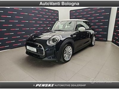 Usata Mini Cooper SE 75 kW (102 CV) 2022 Nero Utilitaria