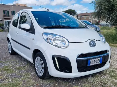 Begagnad Citroën C1 Exclusive 68 HK (50 kW) 2013 Vit Halvkombi