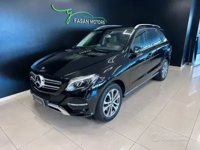 Usata Mercedes GLE250 Premium 204 CV (150 kW) 2017 Rosso SUV