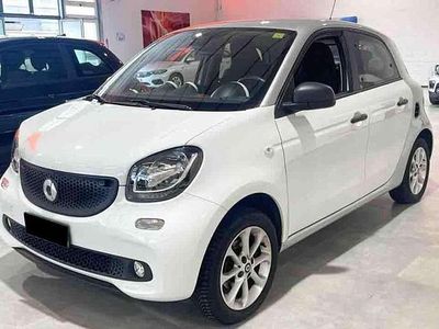 Usata Smart ForFour Passion 71 CV (52 kW) 2017 Bianco(met.) Utilitaria