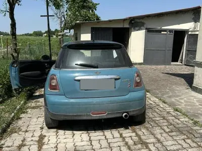 Usata Mini Cooper D 109 CV (80 kW) 2008 Utilitaria