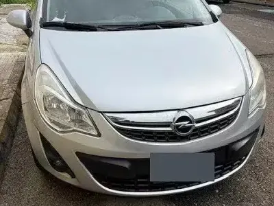 Usata Opel Corsa 85 CV (62 kW) 2013 Grigio Utilitaria