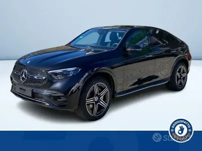 Nuova Mercedes GLC300e 2026 Nero Coupé