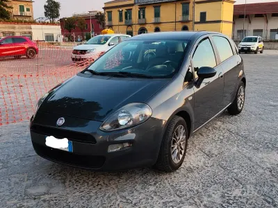 Usata Fiat Punto Evo 65 CV (47 kW) 2010 Grigio Utilitaria
