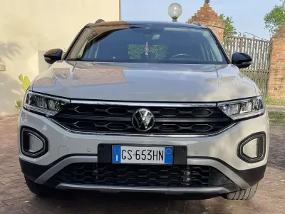 Usata VW T-Roc Sport 150 CV (110 kW) 2023 Grigio SUV