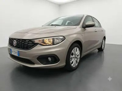 Usata Fiat Tipo Easy 95 CV (69 kW) 2017 Beige Berlina