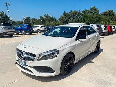 Usata Mercedes A180 122 CV (89 kW) 2016 Bianco Berlina