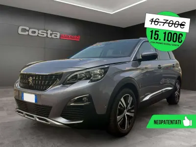 Usata Peugeot 5008 Allure 131 CV (96 kW) 2020 Bianco SUV