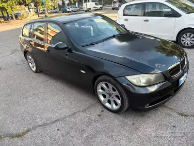 Usata BMW 318 Comfort Edition 2006 Nero Station wagon