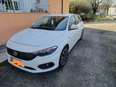 Usata Fiat Tipo Easy 120 CV (88 kW) 2021 Bianco Station wagon