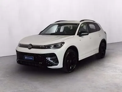 Usata VW Tiguan R-line 150 CV (110 kW) 2024 Oryx white perlato SUV