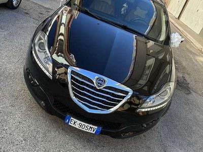 Usata Lancia Delta Platinum 120 CV (88 kW) 2012 Utilitaria