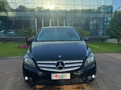 Usata Mercedes B180 Executive 109 CV (80 kW) 2012 Nero Utilitaria