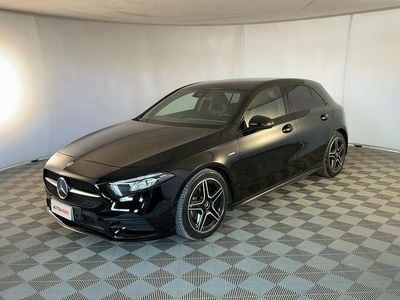 Usata Mercedes A180 Premium 116 CV (85 kW) 2021 Nero