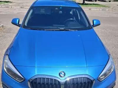 Usata BMW 118 M Sport 140 CV (102 kW) 2020 Blu/azzurro Utilitaria