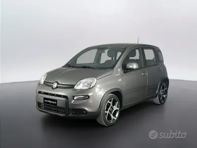 Usata Fiat Panda Sport 69 CV (50 kW) 2022 Grigio Utilitaria