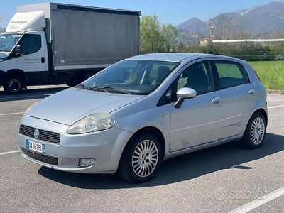 Usata Fiat Grande Punto 75 CV (55 kW) 2006 Utilitaria