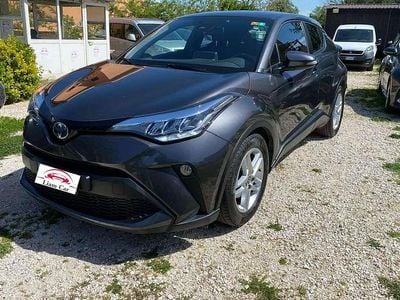 Usata Toyota C-HR 98 CV (72 kW) 2023 Grigio SUV
