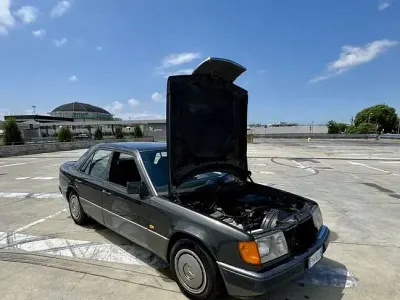 Usata Mercedes E200 94 CV (69 kW) 1989 Berlina