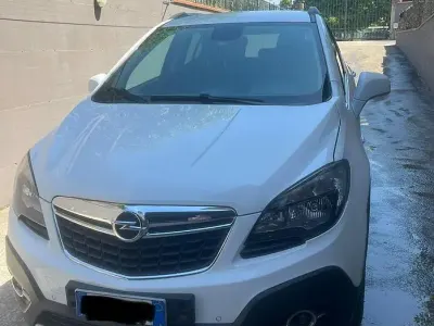 Usata Opel Mokka 140 CV (102 kW) 2015 Bianco SUV