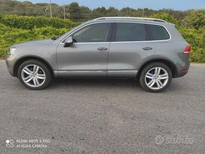 Usata VW Touareg 224 CV (164 kW) 2012 Grigio SUV