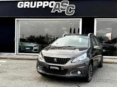 Usata Peugeot 2008 Allure 100 CV (73 kW) 2016 Other SUV