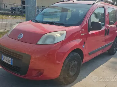 Usata Fiat Qubo Trekking 70 CV (51 kW) 2013 Rosso Monovolume