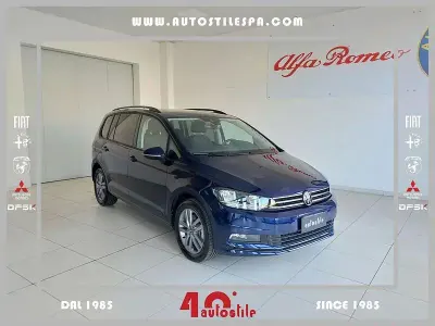 Usata VW Touran Business 150 CV (110 kW) 2024 Blu Monovolume