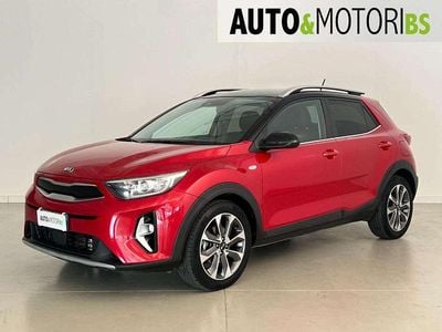 Usata Kia Stonic Style 101 CV (74 kW) 2021 Rosso SUV