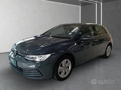 Usata VW Golf VIII 115 CV (84 kW) 2023 Grigio Berlina