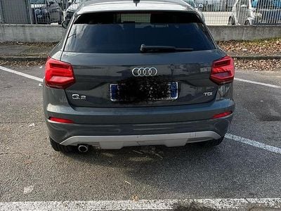 Usata Audi Q2 116 CV (85 kW) 2017 Grigio SUV