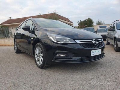 Usata Opel Astra Business 110 CV (80 kW) 2019 Nero Station wagon