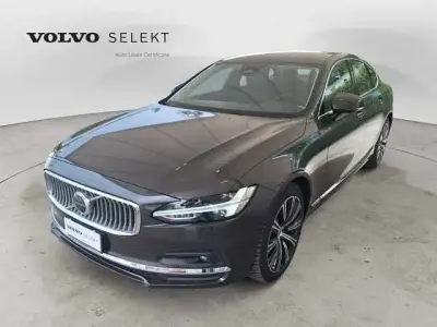 Usata Volvo S90 145 CV (106 kW) 2024 Grigio Berlina