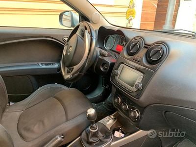 Usata Alfa Romeo MiTo 95 CV (69 kW) 2014 Nero Utilitaria