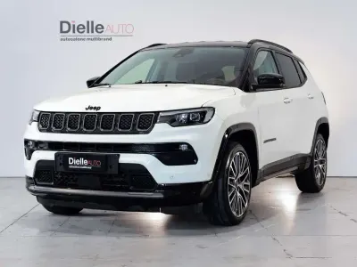 Usata Jeep Compass Summit 131 CV (96 kW) 2025 Alpine white + tetto nero SUV